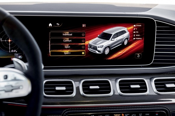 Дополненная реальность и 612 сил: Mercedes-AMG 63 в GLE- и GLS-форматах