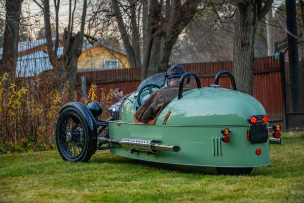 Шоу-стоппер как инвестиция: опыт владения Morgan 3-Wheeler