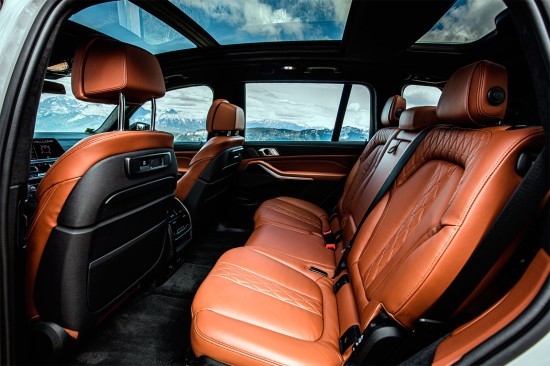 Баварский гигант: BMW X7