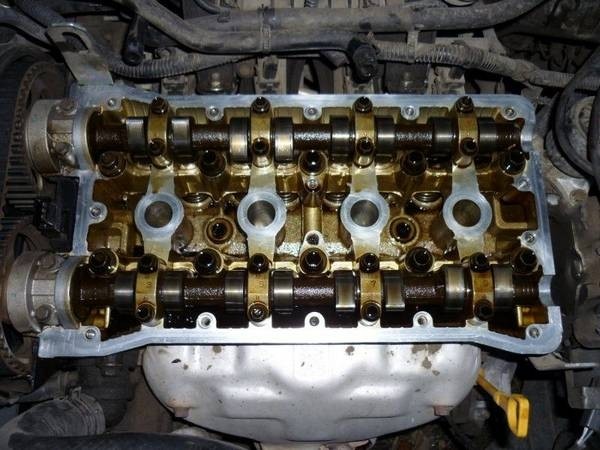 Замена прокладки клапанной крышки на Chevrolet Lacetti 14 и 16 Как и что нужно делать Замена прокладки клапанной крышки на Chevrolet Lacetti 14 и 16 Как и что нужно делать