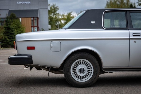 Italiano vero швейцарского происхождения: опыт владения Volvo 262С 1979 года