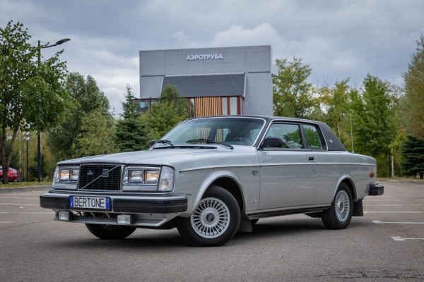 Italiano vero швейцарского происхождения: опыт владения Volvo 262С 1979 года