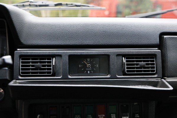 Italiano vero швейцарского происхождения: опыт владения Volvo 262С 1979 года