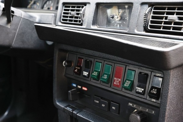Italiano vero швейцарского происхождения: опыт владения Volvo 262С 1979 года