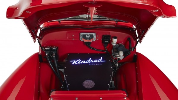 Kindred Chevy 3100: рафинированный электромод на базе старого пикапа Kindred Chevy 3100: рафинированный электромод на базе старого пикапа