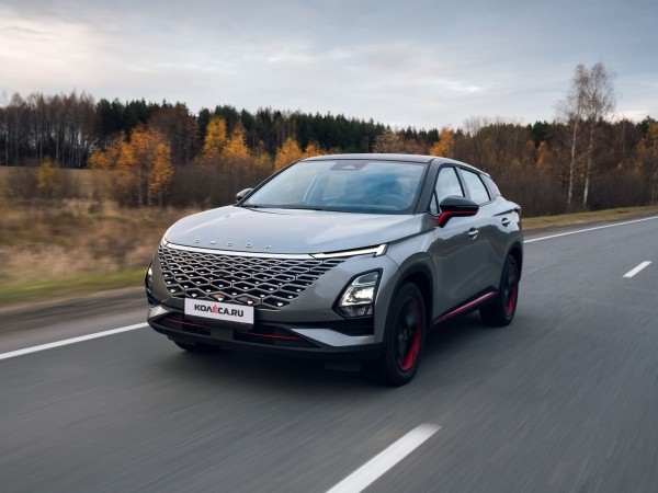 Между Tiggo и Exeed: тест-драйв Omoda C5 Между Tiggo и Exeed: тест-драйв Omoda C5