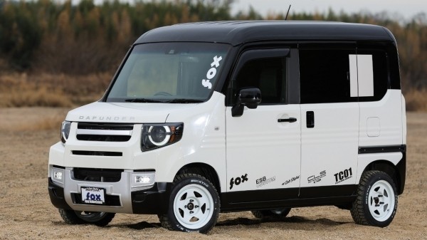 Dafunder: коммерческая пародия кей-кара Honda N-Van на Land Rover Defender