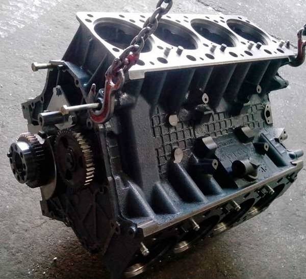 Двигатель КамАЗ-740 &mdash; один из лучших грузовых тяговых моторов