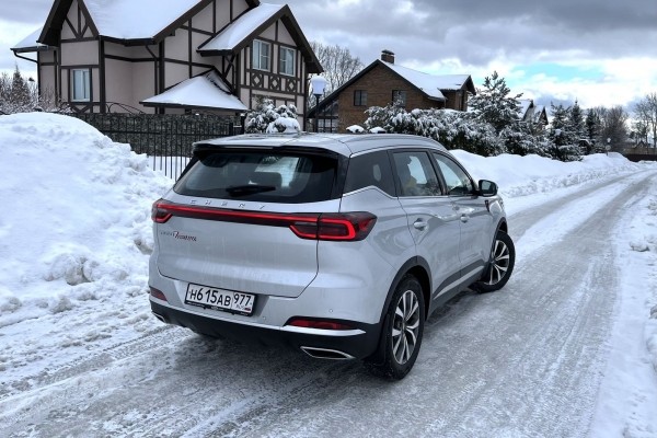 Тест-драйв Chery Tiggo 7 Pro Max:  стоит ли &laquo;максимум&raquo; доплаты в 300 тысяч?