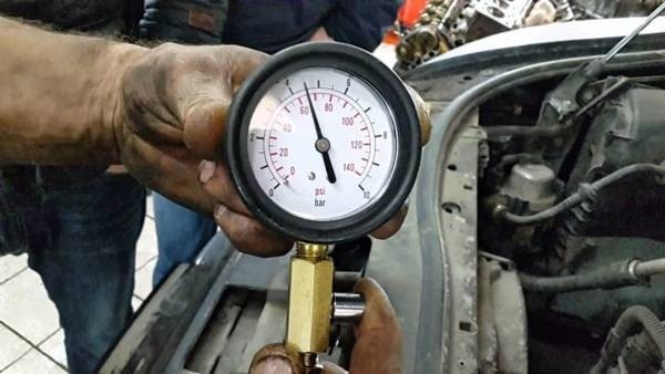 Диагностика и замена датчиков давления масла в двигателях ЗМЗ 405, 406, 409 Диагностика и замена датчиков давления масла в двигателях ЗМЗ 405, 406, 409