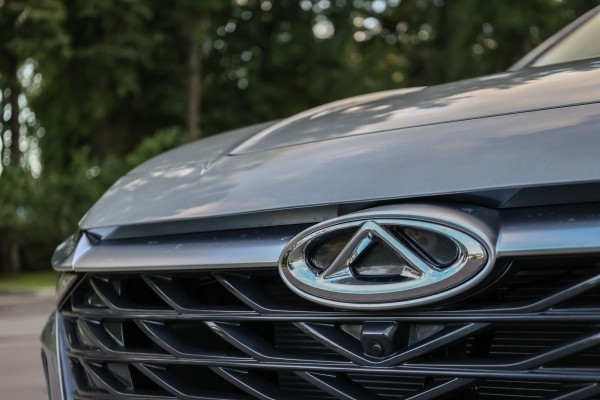 Вместо Toyota Camry, Kia К5 и Hyundai Sonata: тест-драйв Chery Arrizo 8 Вместо Toyota Camry, Kia К5 и Hyundai Sonata: тест-драйв Chery Arrizo 8