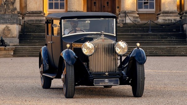 Электромод Electrogenic на базе Rolls-Royce Phantom II для звезды «Игры престолов» Электромод Electrogenic на базе Rolls-Royce Phantom II для звезды «Игры престолов»