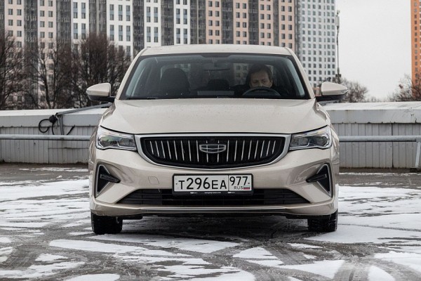 Тест-драйв Geely Emgrand: наш лучше белорусского? Тест-драйв Geely Emgrand: наш лучше белорусского?