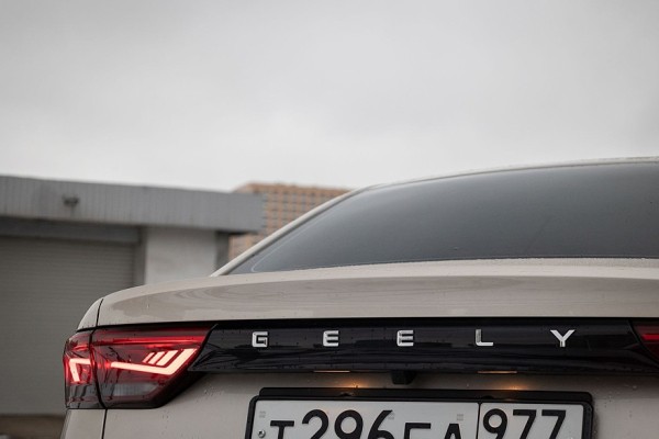 Тест-драйв Geely Emgrand: наш лучше белорусского? Тест-драйв Geely Emgrand: наш лучше белорусского?
