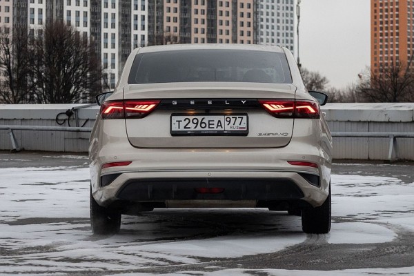 Тест-драйв Geely Emgrand: наш лучше белорусского? Тест-драйв Geely Emgrand: наш лучше белорусского?