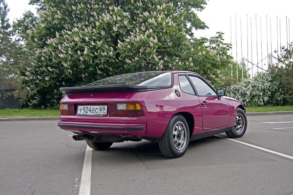 Вечно молодой: опыт владения Porsche 924