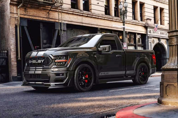 Shelby F-150 Super Snake Sport: ещё один уличный пикап-коротыш с компрессорным V8 Shelby F-150 Super Snake Sport: ещё один уличный пикап-коротыш с компрессорным V8