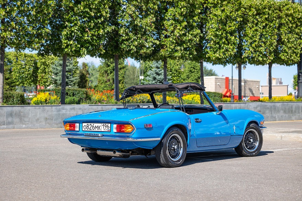 Дух – британский, дизайн – итальянский: опыт владения Triumph Spitfire V Дух – британский, дизайн – итальянский: опыт владения Triumph Spitfire V