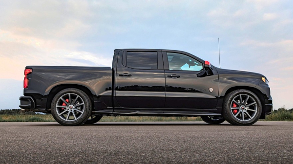 Сообразили на двоих: Callaway и Waldoch сделали уличный масл-трак на базе Chevy Silverado