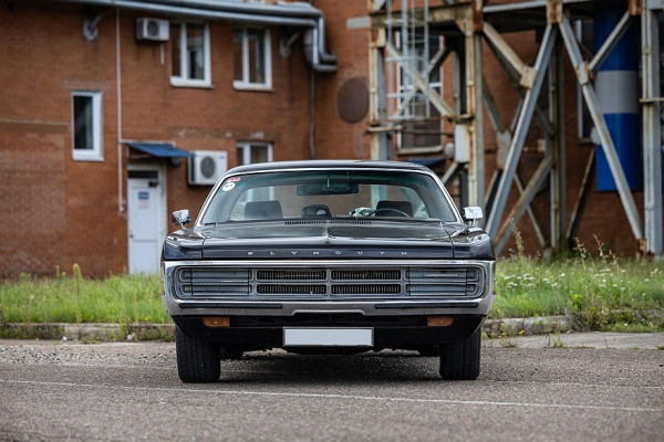 Автомобиль по почте: опыт владения Plymouth Fury 1971 года