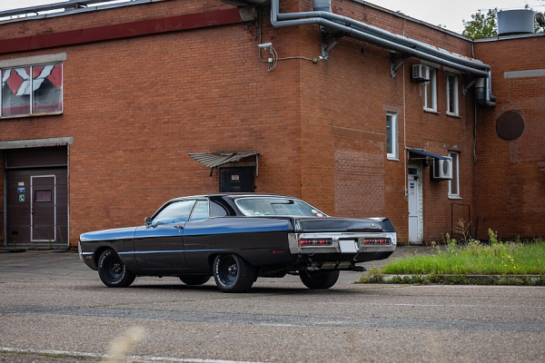 Автомобиль по почте: опыт владения Plymouth Fury 1971 года