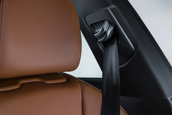 Пиротехническое шоу, умные датчики и скандал с Takata: как работают подушки безопасности